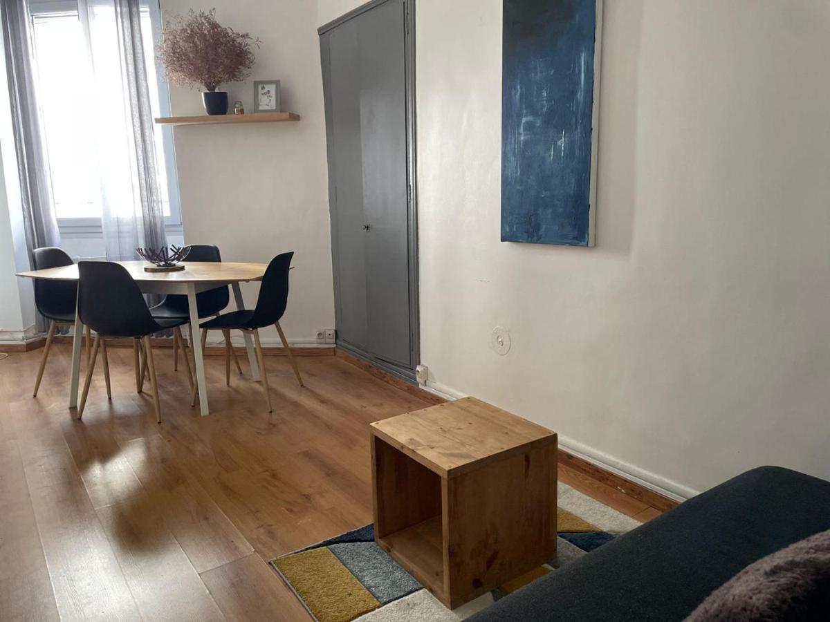 Ferienwohnung Abyad - A 300 M Des Arenes Nîmes Exterior foto