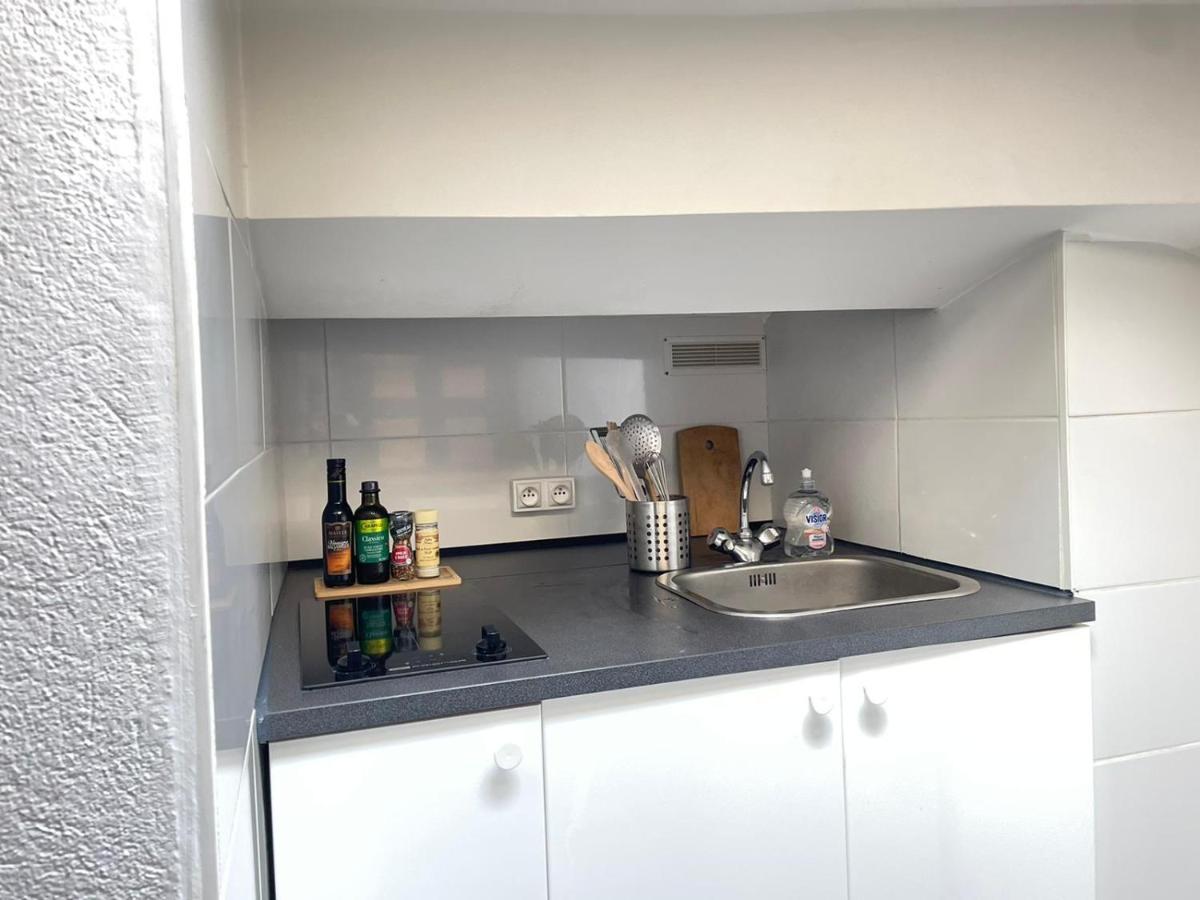 Ferienwohnung Abyad - A 300 M Des Arenes Nîmes Exterior foto