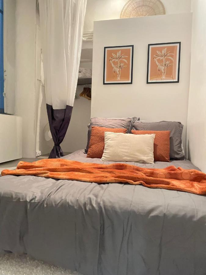 Ferienwohnung Abyad - A 300 M Des Arenes Nîmes Exterior foto